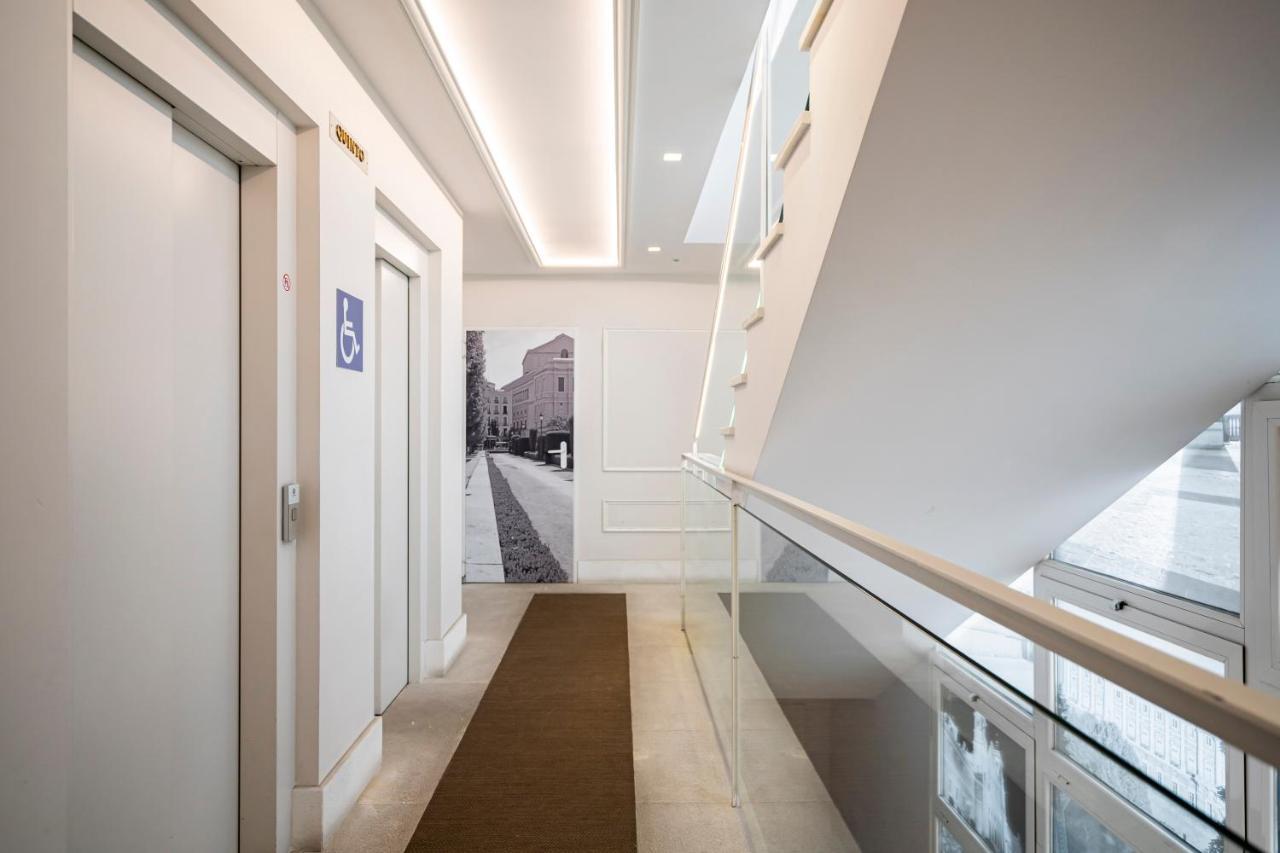 For You Rentals Temporal Royal Palace Csv40 Madrid Esterno foto